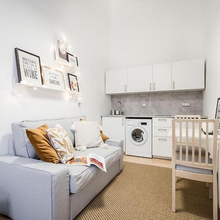 Bpr Delia'S Apartment Budapest Ngoại thất bức ảnh