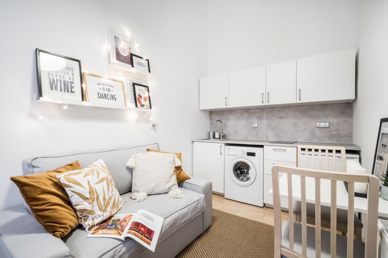 Bpr Delia'S Apartment Budapest Ngoại thất bức ảnh