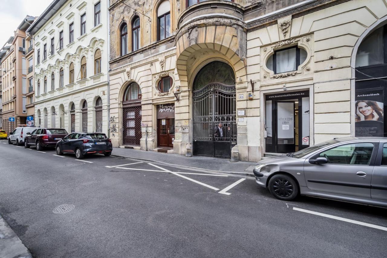 Bpr Delia'S Apartment Budapest Ngoại thất bức ảnh