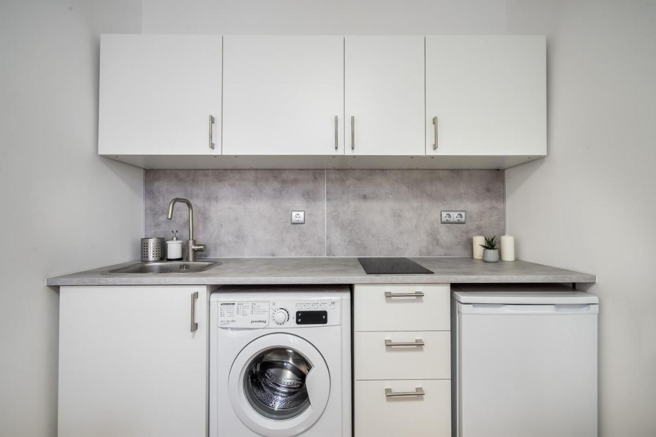 Bpr Delia'S Apartment Budapest Ngoại thất bức ảnh