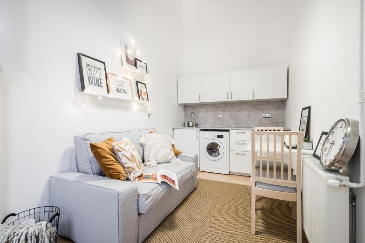 Bpr Delia'S Apartment Budapest Ngoại thất bức ảnh