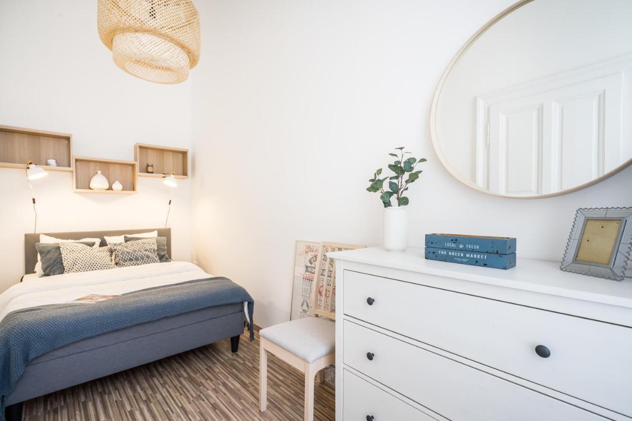 Bpr Delia'S Apartment Budapest Ngoại thất bức ảnh